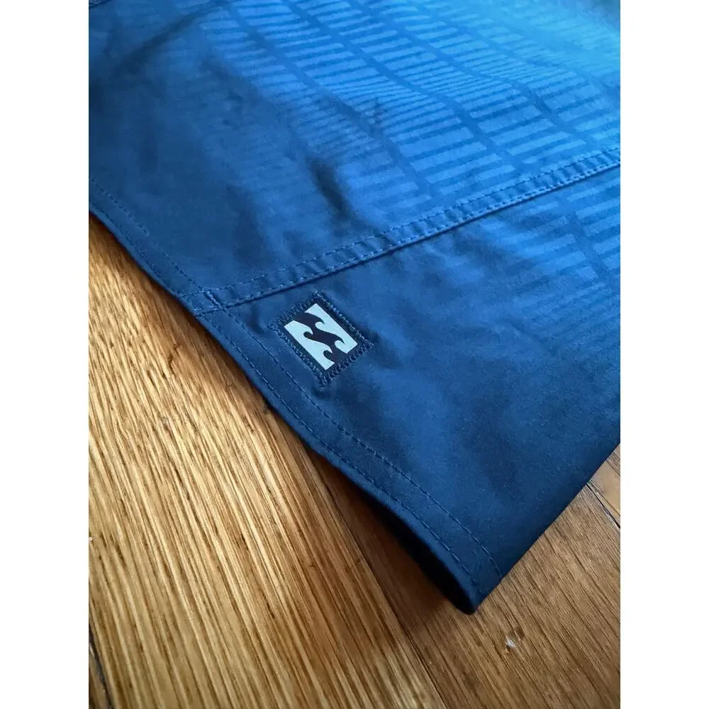 BILLABONG Recycler Fluid Pro Blue Boardshorts Mens sz 30